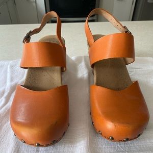 Dansko sling back clogs